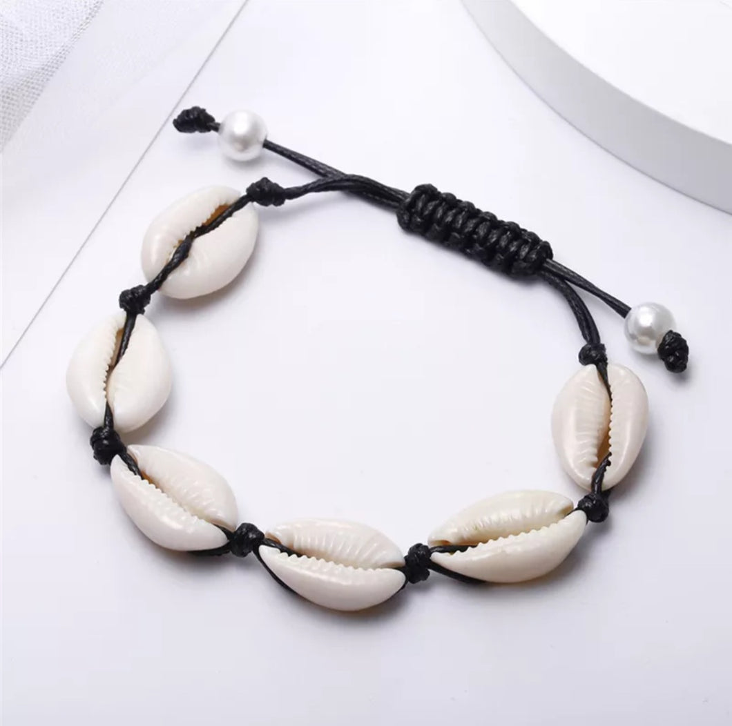 Natural sea shell bracelet