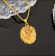Load image into Gallery viewer, Lion head necklace
